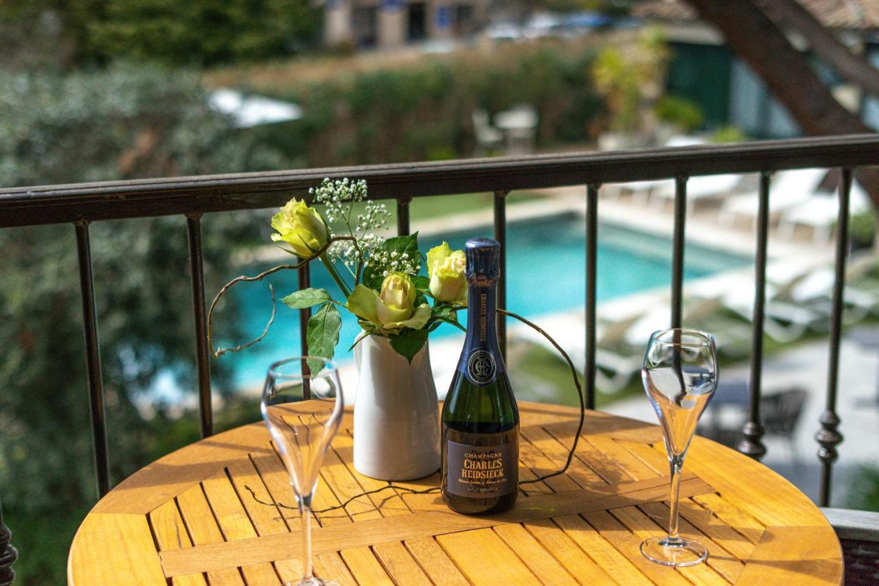 Hotel Bastide & Spa - Villa De Лурмарен Екстериор снимка