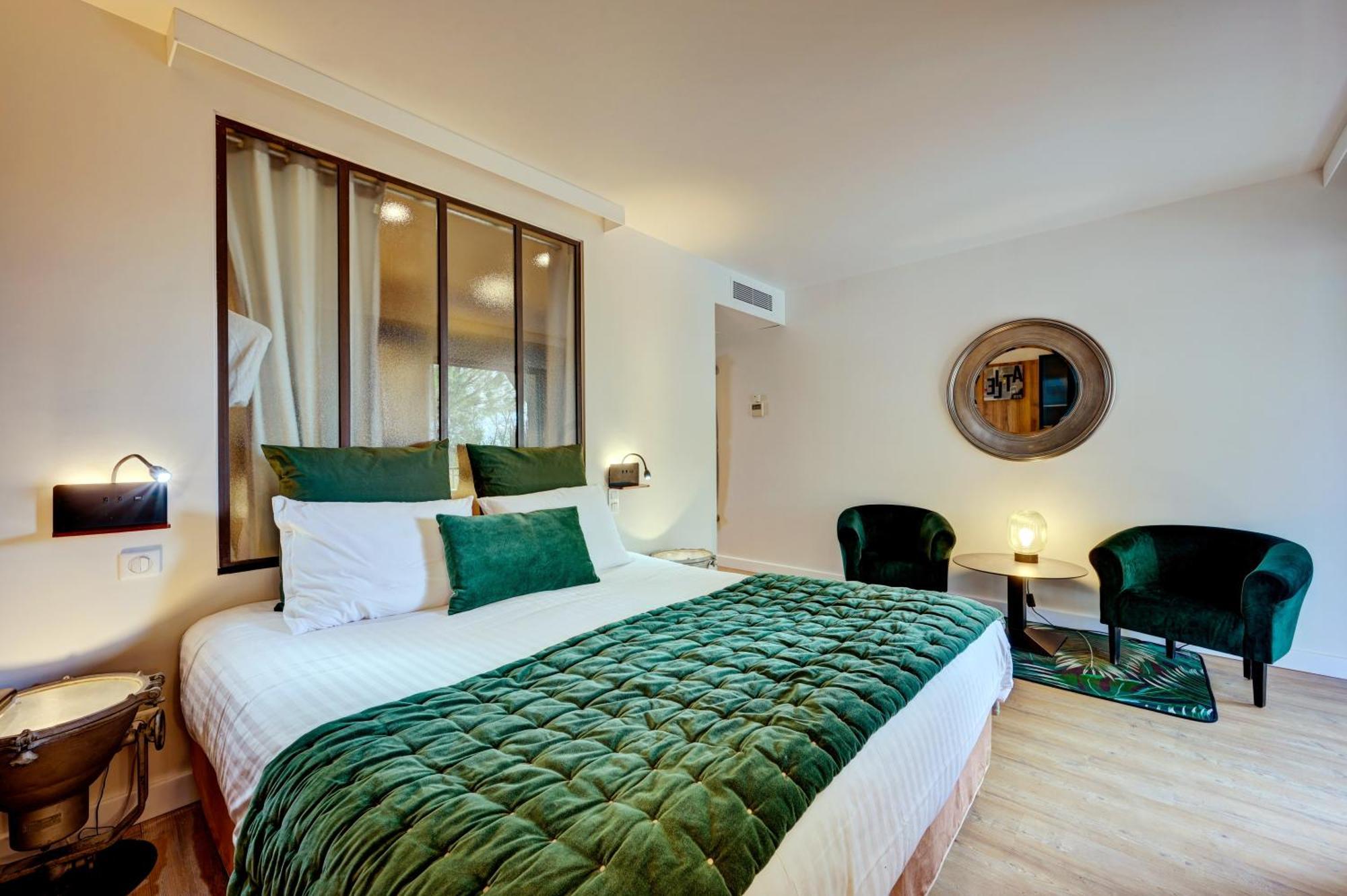 Hotel Bastide & Spa - Villa De Лурмарен Екстериор снимка