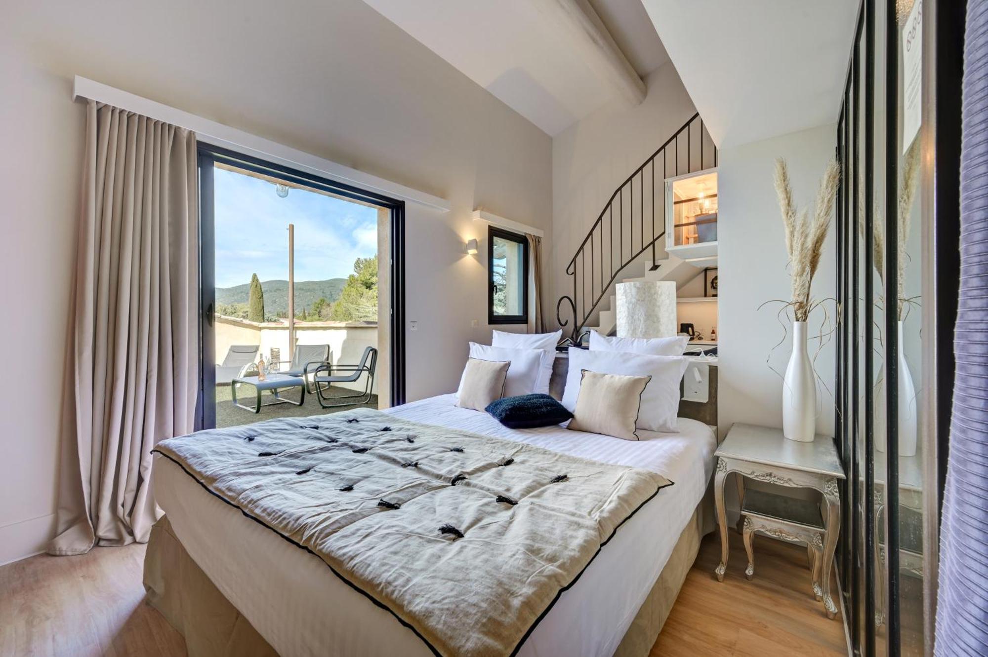 Hotel Bastide & Spa - Villa De Лурмарен Екстериор снимка