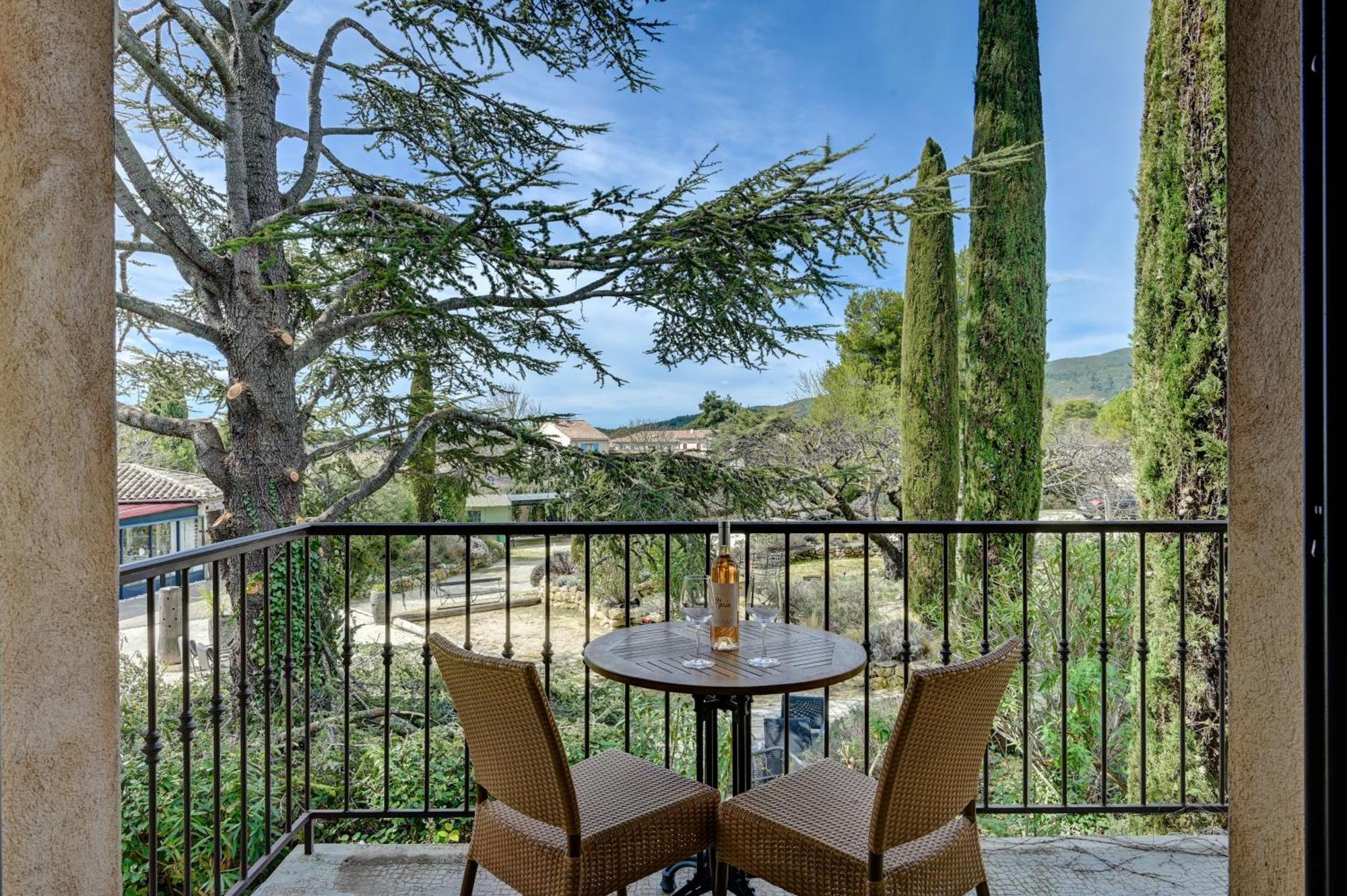 Hotel Bastide & Spa - Villa De Лурмарен Екстериор снимка