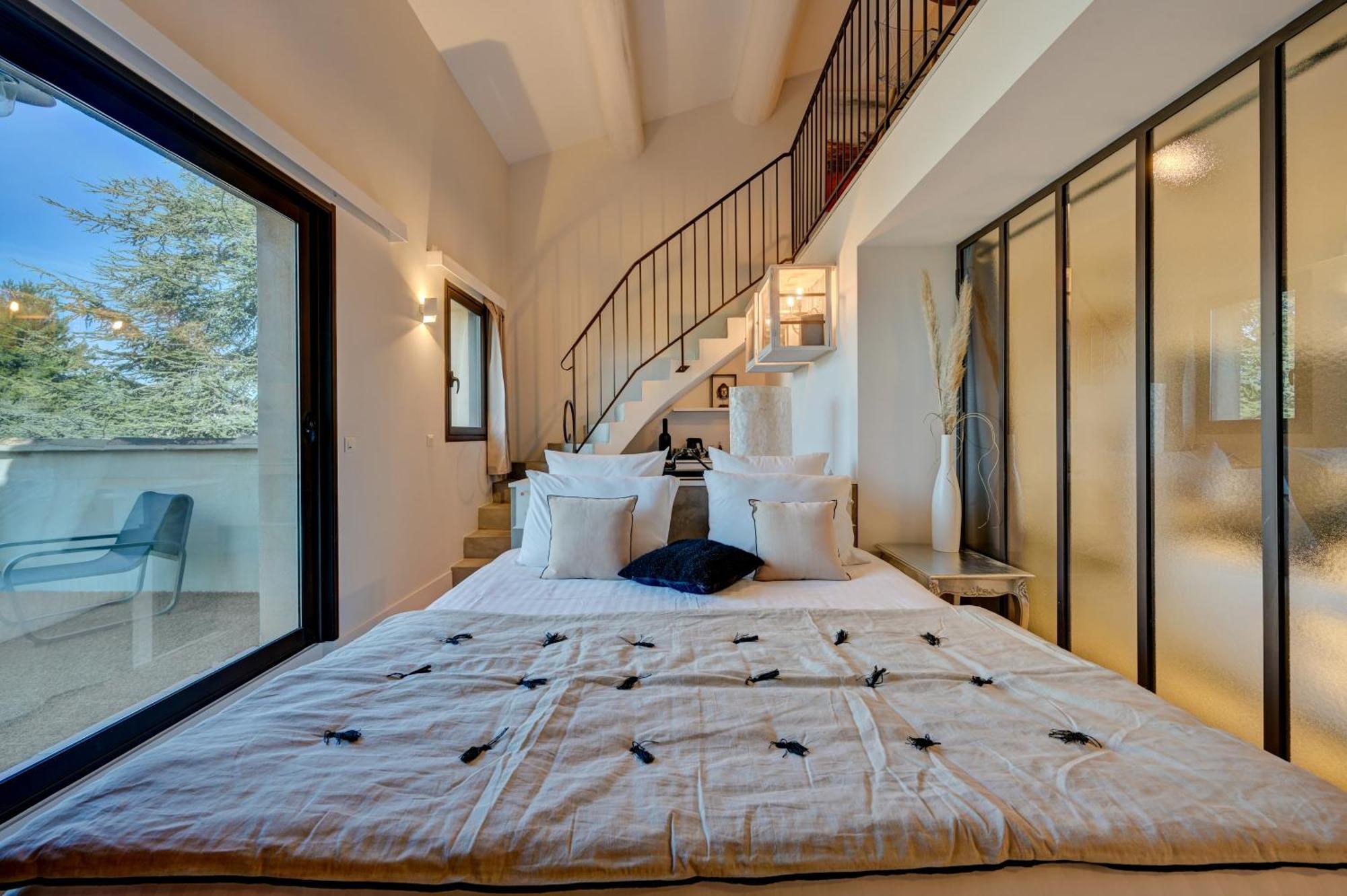 Hotel Bastide & Spa - Villa De Лурмарен Екстериор снимка