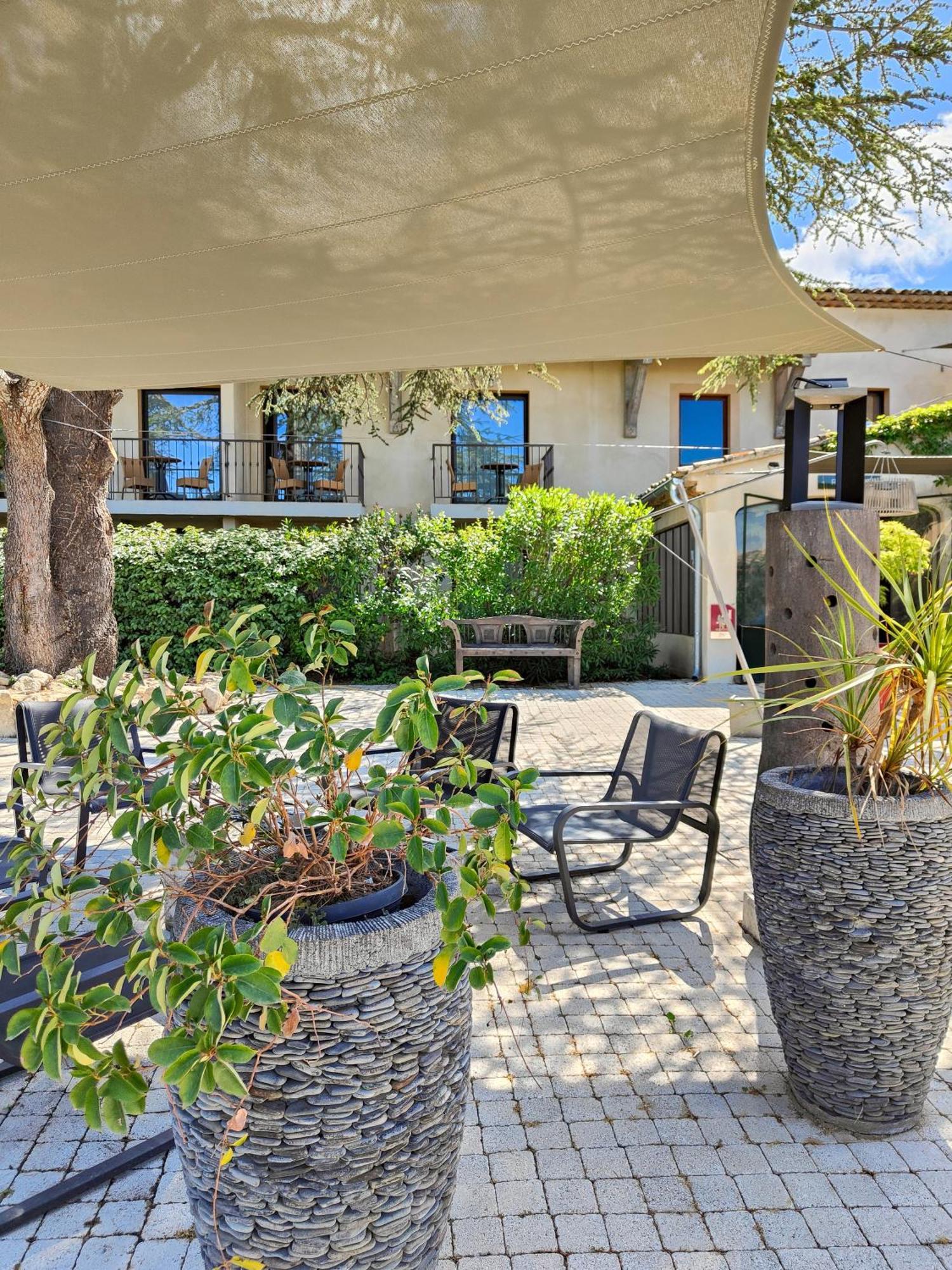 Hotel Bastide & Spa - Villa De Лурмарен Екстериор снимка