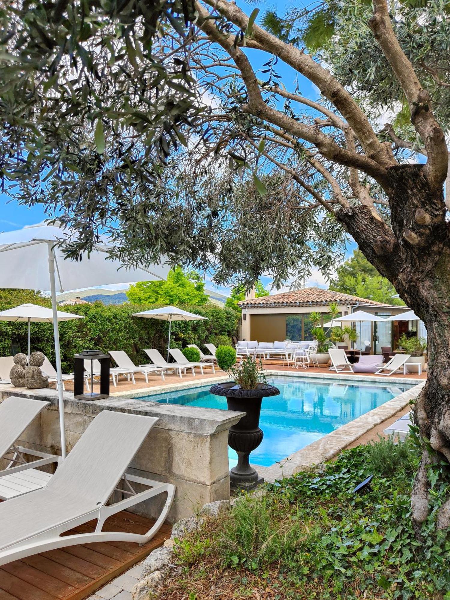 Hotel Bastide & Spa - Villa De Лурмарен Екстериор снимка