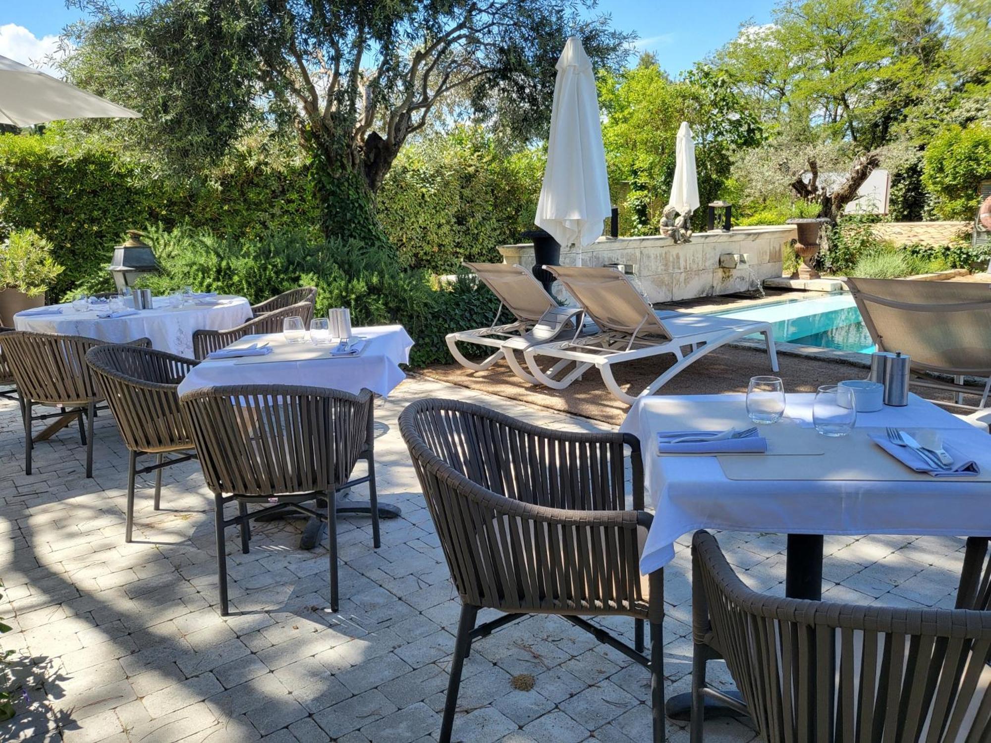 Hotel Bastide & Spa - Villa De Лурмарен Екстериор снимка