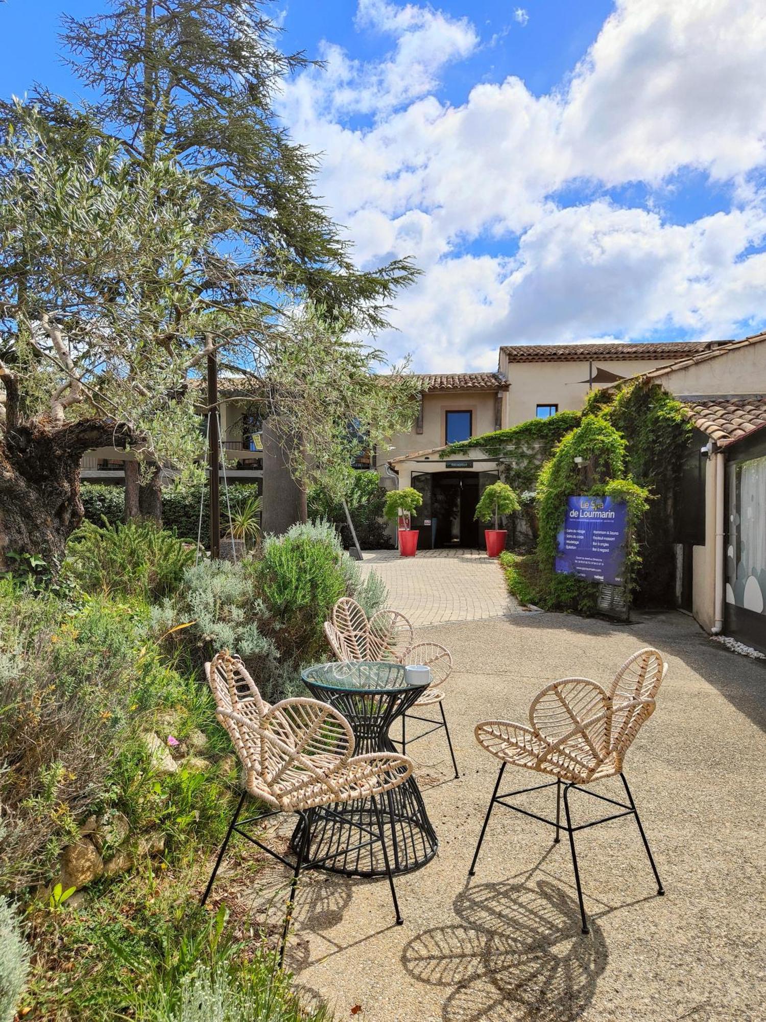 Hotel Bastide & Spa - Villa De Лурмарен Екстериор снимка